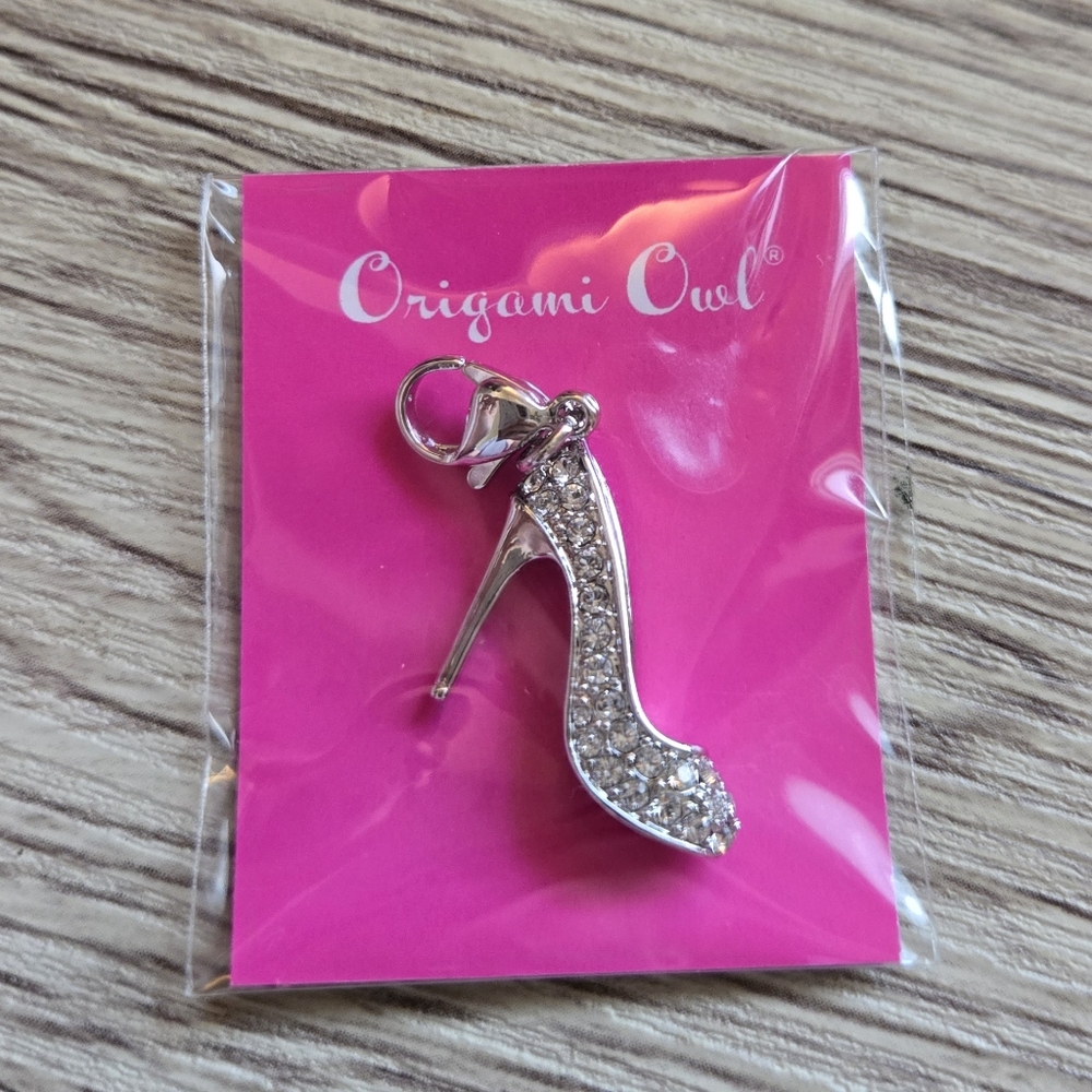 🦉Sparkly Shoe Dangle